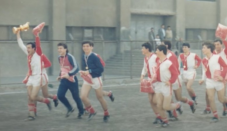 Ekrem İmamoğlu'nun daha önce hiç görmediğiniz çocukluk ve gençlik fotoğrafları