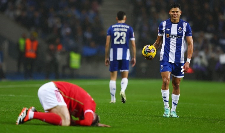 Porto, Benfica’yı sahadan sildi!