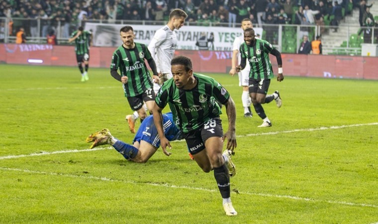 Sakaryaspor, Süper Lig inadını sürdürdü