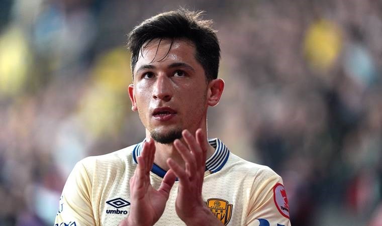 Emre Belözoğlu oynatmayacağını söylemişti: Romanya Milli Takımı’ndan Morutan çıkartması!