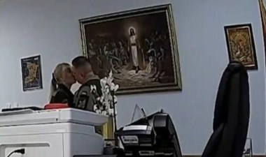 Ukraynalı üst düzey askeri yetkiliye soruşturma: Skandal görüntüler sızdırıldı! – Son Dakika Dünya Haberleri | Cumhuriyet