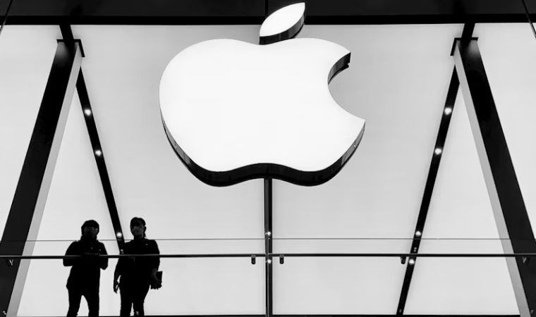 Apple yeni ürünlerini tanıtıp fiyatlara zam yapabilir