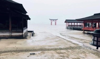 Feribot dünyaca ünlü tapınağın yakınında karaya oturdu – Son Dakika Dünya Haberleri | Cumhuriyet