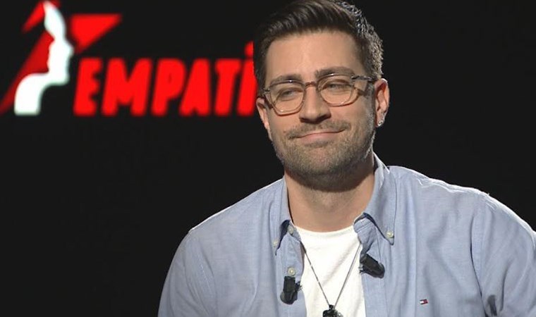 Çağlar Ertuğrul boşanan çiftlere isyan etti: ‘Altınımı geri verin’