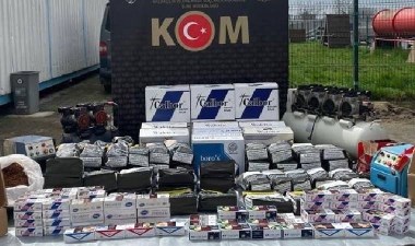 Kaçak tütün deposuna baskın: Evin sahibi gözaltına alındı! – Son Dakika Türkiye Haberleri | Cumhuriyet