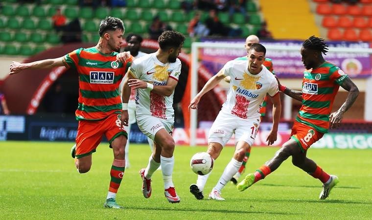 Nefes kesen mücadelede Alanyaspor, 3 paunı 90+13’te aldı!