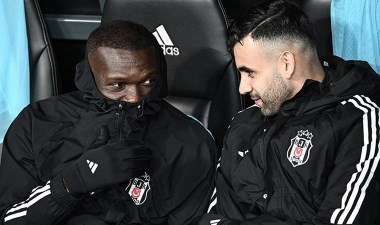 Başakşehir maçı öncesi Beşiktaş'ta Aboubakar ve Ghezzal sürprizi – Son Dakika Spor Haberleri | Cumhuriyet