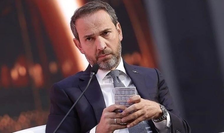 Enerji ve Tabii Kaynaklar Bakanı Bayraktar, Eskişehir’de AKP İl Başkanlığında konuştu: