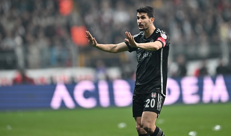 Necip Uysal’dan hakem tepkisi