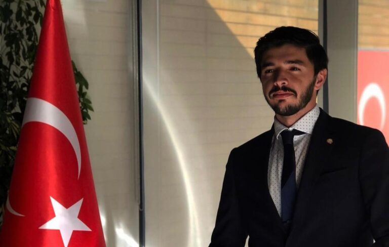 ASKERİ VE CASUSLUK SUÇUNDAN YARGILANAN ESKİ EMNİYET AMİRİNİN AVUKATI FURKAN TÜRKAN