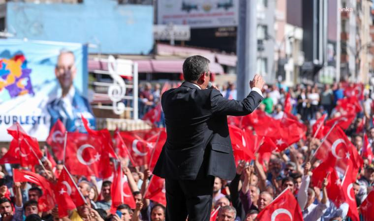 Özgür Özel, memleketinde: ‘Birileri kavga etmek istiyor, etmeyeceğiz’