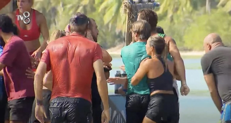 Survivor'da gerilim düşmüyor: Acun Ilıcalı'dan Yunus Emre'ye görülmemiş ceza!