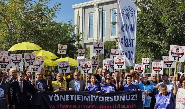 Sağlık emekçilerine ‘yıldırma’ politikası