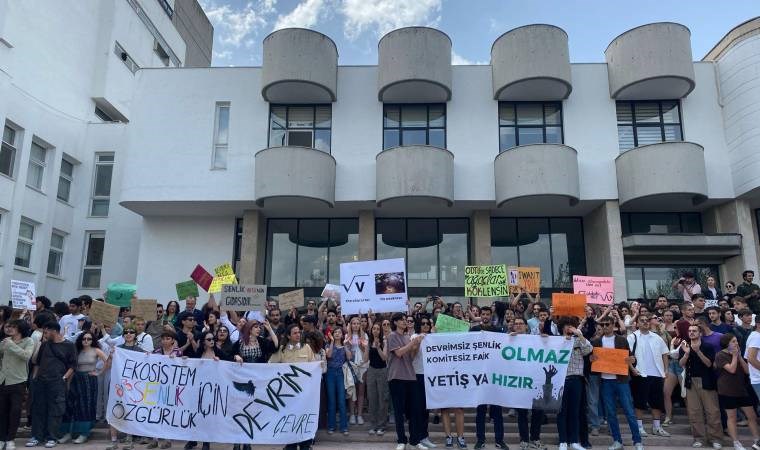 ODTÜ öğrencileri ‘Devrim’ eylemi yaptı