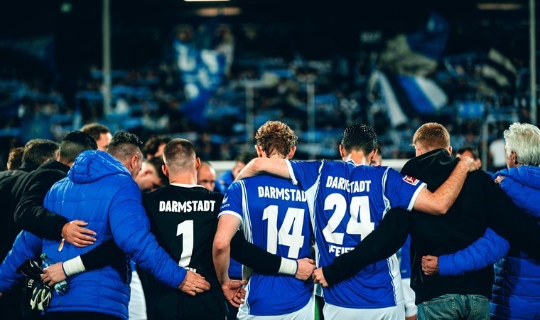 Bundesliga’da küme düşen ilk takım belli oldu