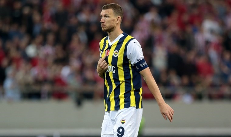 Türk bayrağını göstermişti: Edin Dzeko’nun hareketi Yunanları çıldırttı!