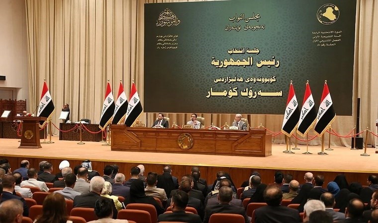 Irak Meclisi onayladı:  Eşcinsel ilişkiler suç kapsamına girdi