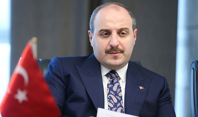 Gazeteci Deniz Zeyrek ve Mustafa Varank arasında ‘villa’ polemiği: ‘Fotoğrafı ortaya çıkart tüm görevlerimden istifa edeyim’