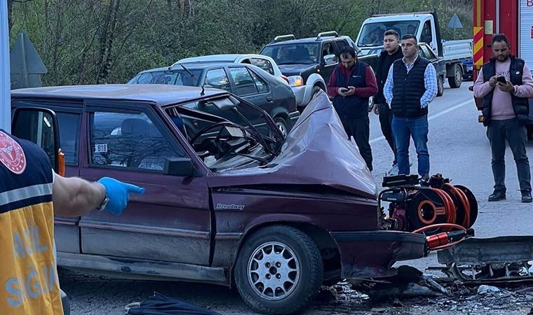Ordu’da iki otomobil kafa kafaya çarpıştı: 9 yaralı