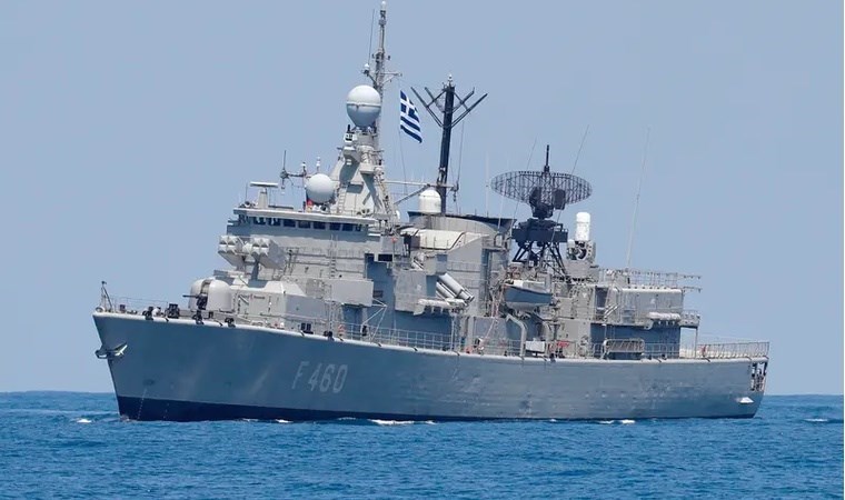 Yunan basınından, hükümete ‘acil’ çağrı: Donanmanın ‘en önemli’ sorunları listelendi!