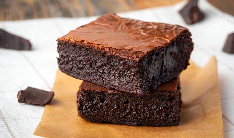 Ekonomik ve lezzetli: Ev yapımı browni tarifi