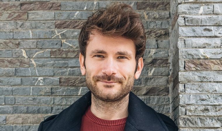 İtalya’da yaşayan Türk yazar, yeni kitabında yavaş seyahat etmenin inceliklerini ele aldı