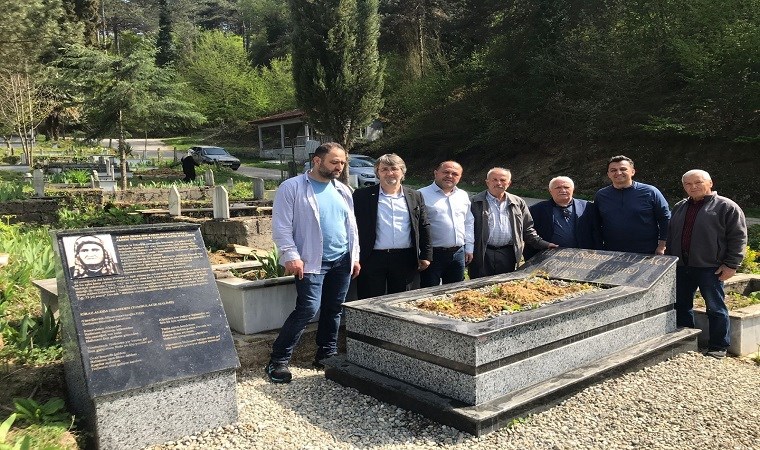 Devrekli şair ve yazarlar ‘Tombulacık Halime’nin’ gömütünü ziyaret etti