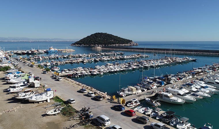 Kooperatif başkanının ‘istilacı’ tekne isyanı: ‘İşleyişimiz durmak üzere…’