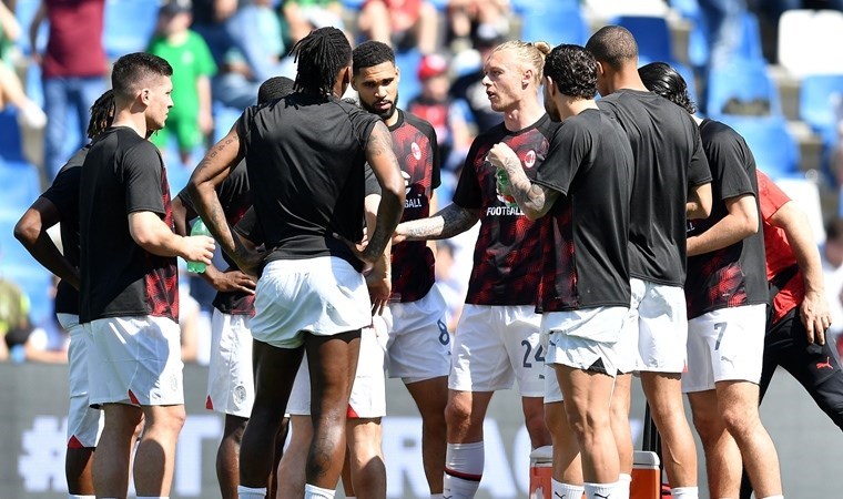 Adı Fenerbahçe ile anılıyordu: Simon Kjaer’den Milan kararı!