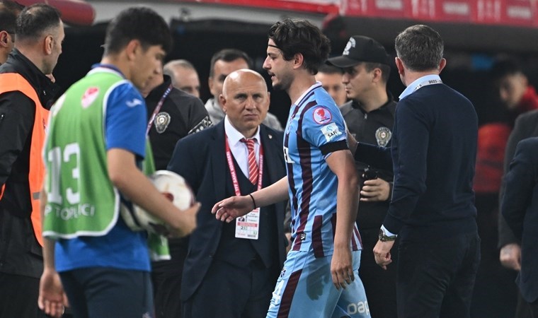 Karagümrük maçında kırmızı kart görmüştü: PFDK’den Enis Destan’a 3 maç ceza!