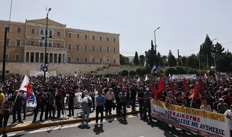 Yunanistan’da işçiler 24 saatlik genel greve gitti