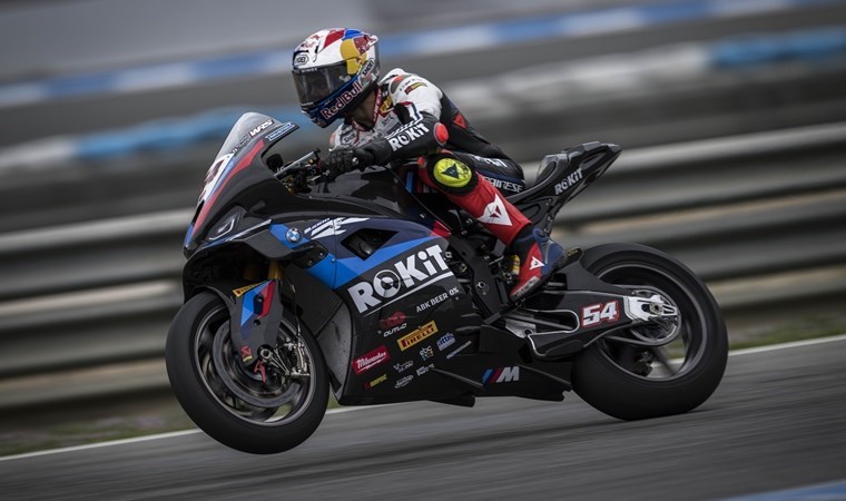 Hollanda’daki ikinci yarışta zafer Toprak Razgatlıoğlu’nun!