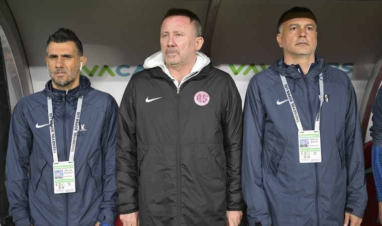 Sergen Yalçın’dan Beşiktaş yanıtı: ‘Eğer büyük takımda çalışıyorsanız…’