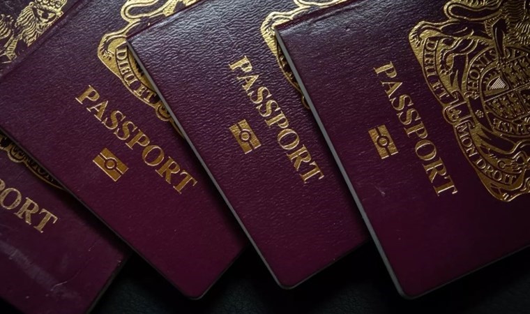 Pasaport fotoğrafınızı çekerken dikkat! Bu hatalar pahalıya patlayabilir…