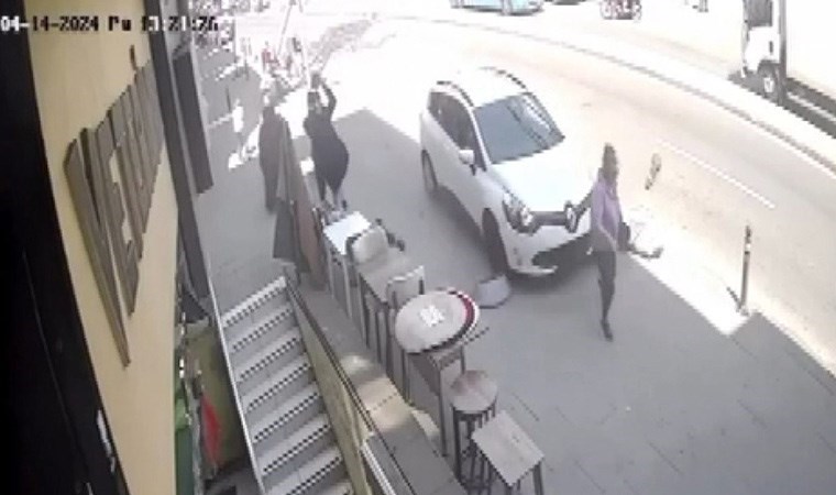 Maltepe’de otomobil kaldırımda yürüyen kadına çarptı: ‘Çocuklar vardı, facia olabilirdi’