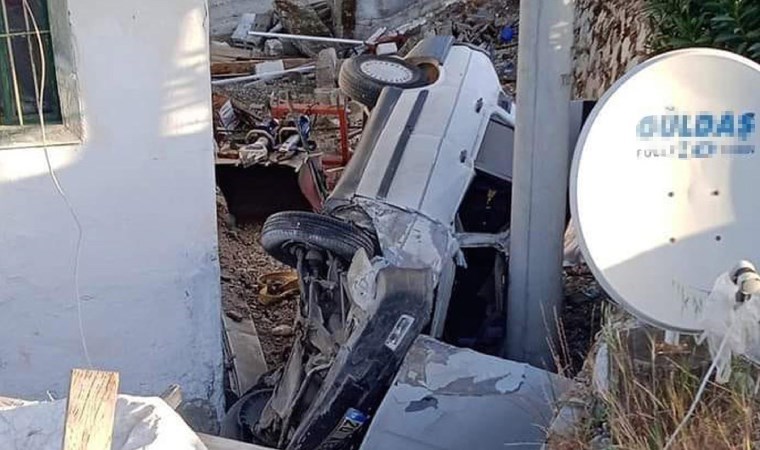 Gece kaza oldu, sürücünün öldüğü gündüz farkedildi!