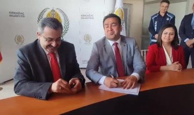 Görevi devretti: Kırkağaç AKP'den CHP'ye geçti – Son Dakika Türkiye,Siyaset Haberleri | Cumhuriyet