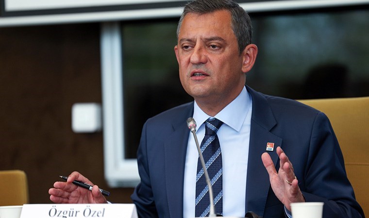 Özgür Özel kardeşi Barış Özel’in işsiz olduğunu açıkladı: ‘İş bulursa kendi bulur…’