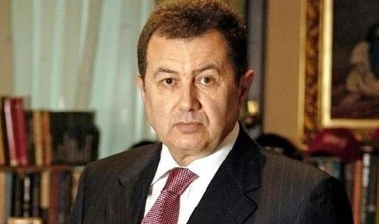 Mehmet Emin Karamehmet kimdir? Mehmet Emin Karamehmet kaç yaşında, nereli? Mehmet Emin Karamehmet mesleği ne?