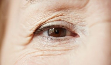 Uyku pozisyonununuz kırışıklıklarınızın nedeni olabilir! – Son Dakika Yaşam Haberleri | Cumhuriyet