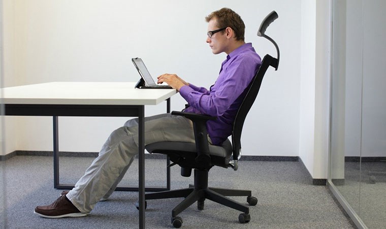 Tüm gün oturarak çalışıyorsanız sağlıklı kalmanın 8 yolu…