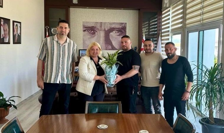 KKTC’nin tek kadın başkanı ipek böcekçiliğine can veriyor