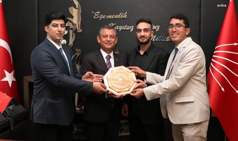 Özgür Özel, Filistin Öğrencileri Birliği temsilcileriyle bir araya geldi