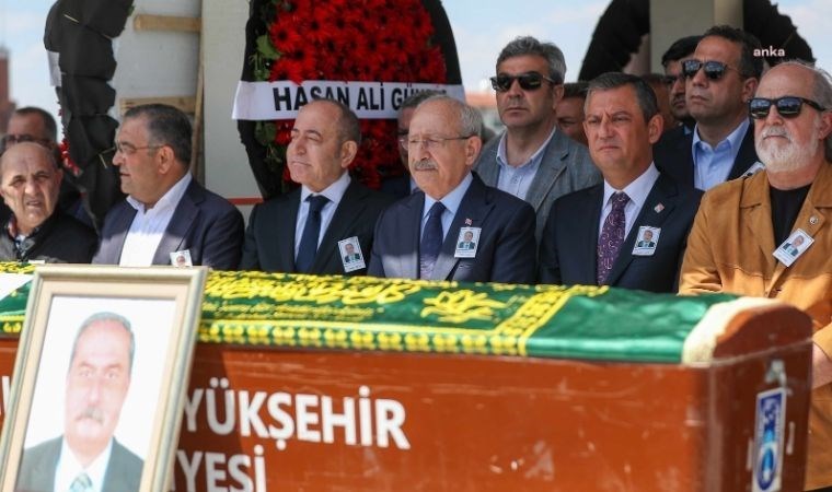 CHP lideri Özel, kurmaylarıyla yeni dönem politikaları için çalışmaya başladı: Akraba ataması uyarısı