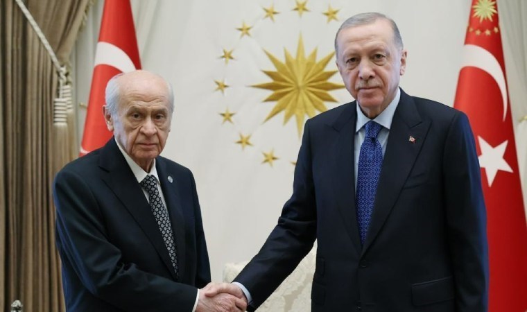Erdoğan, Bahçeli ile bir araya geldi