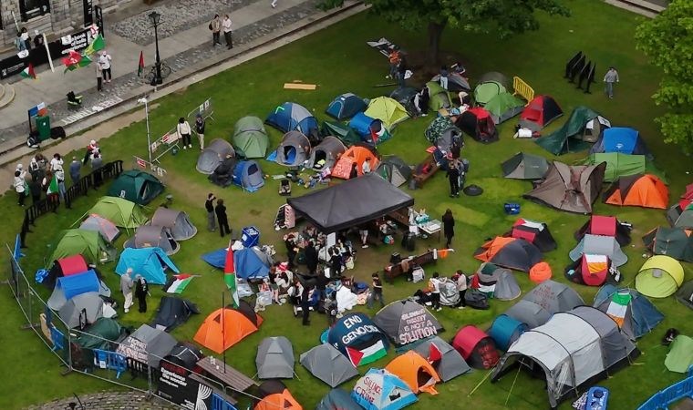 İrlanda’da öğrenciler kazandı: Üniversite İsrailli şirketlerle bağlarını koparıyor