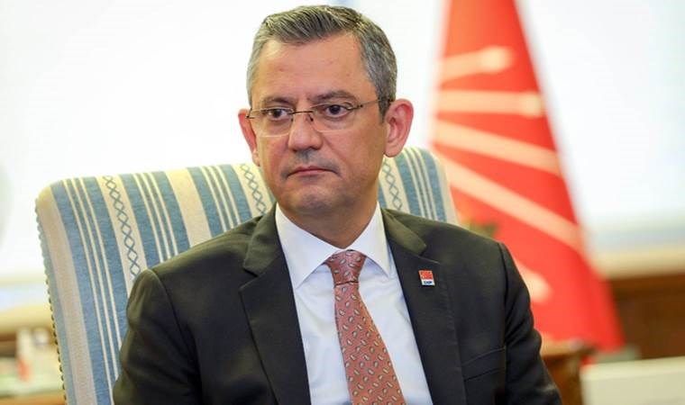 CHP Genel Başkanı Özel, önceki genel başkanlarla görüştü