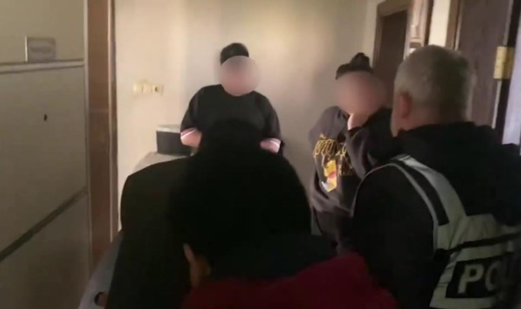 Kimi emekli oldu kimi yaşlılık aylığı aldı: Yakalandılar!