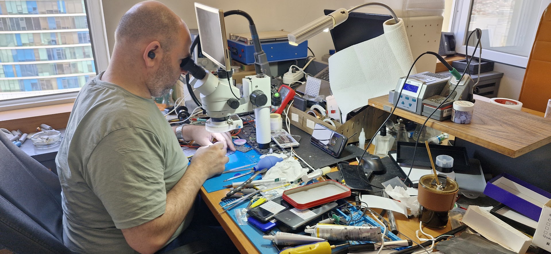 Elektrofoni: Robot Süpürgeler İçin Uzmanlık Alanı