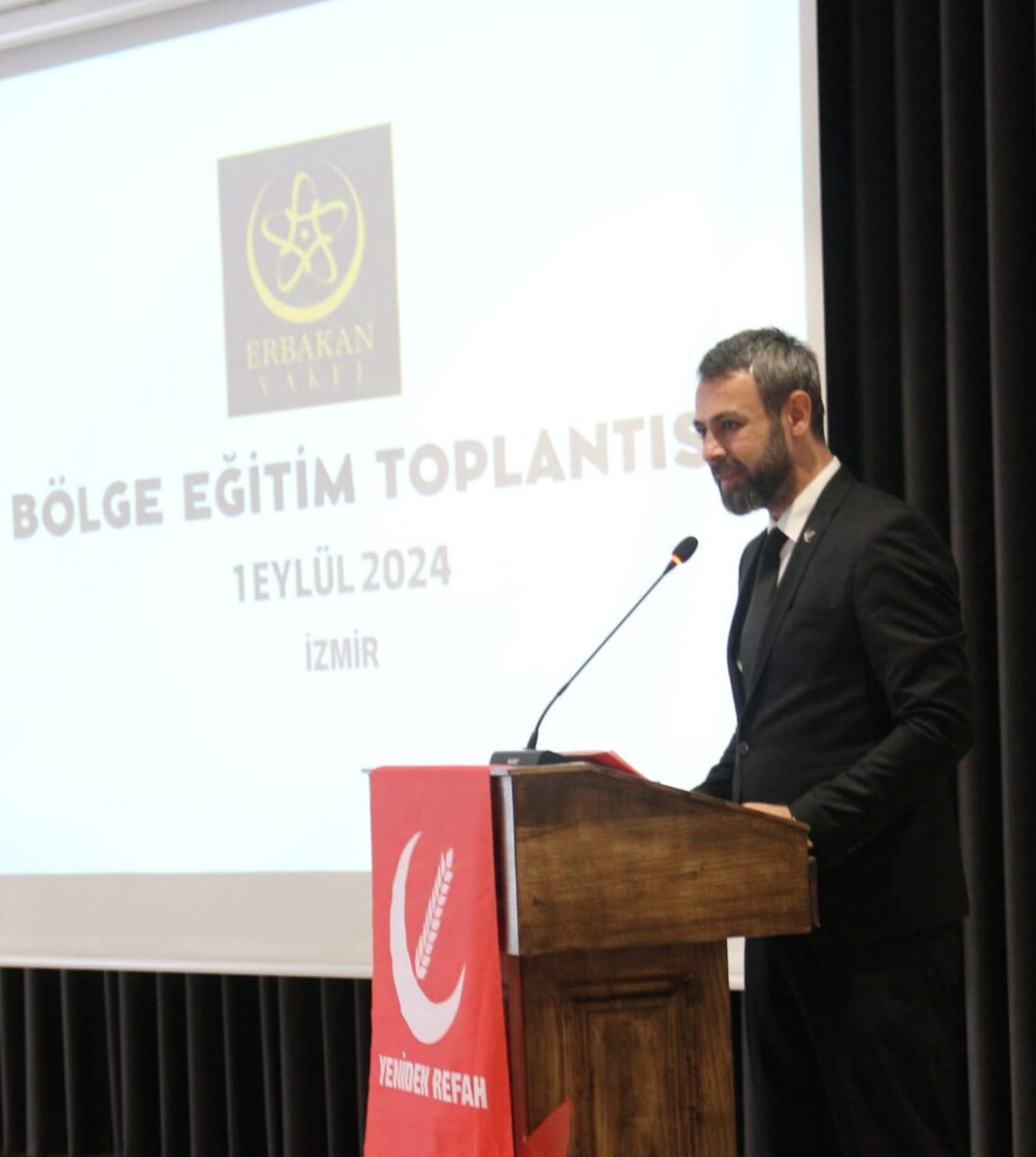 Toplumsal Değişim ve Siyasi Yenilikler: Akın Tunçdemir’in Katkıları